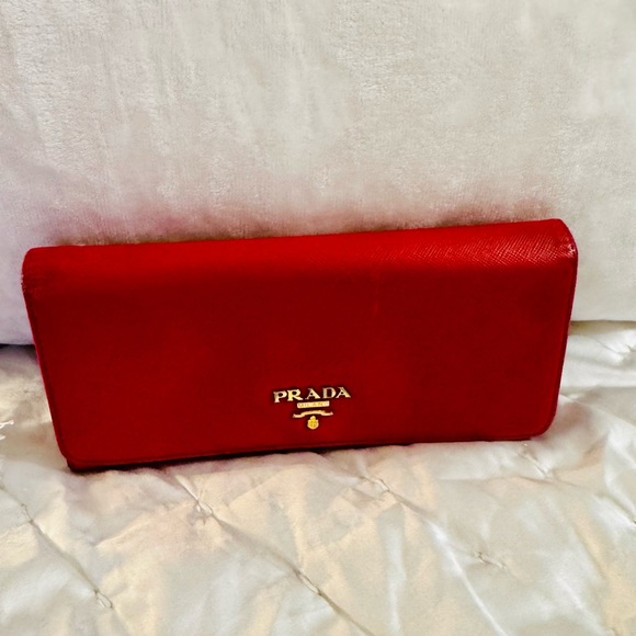 Prada Bold Red Long Wallet - Picture 2 of 6